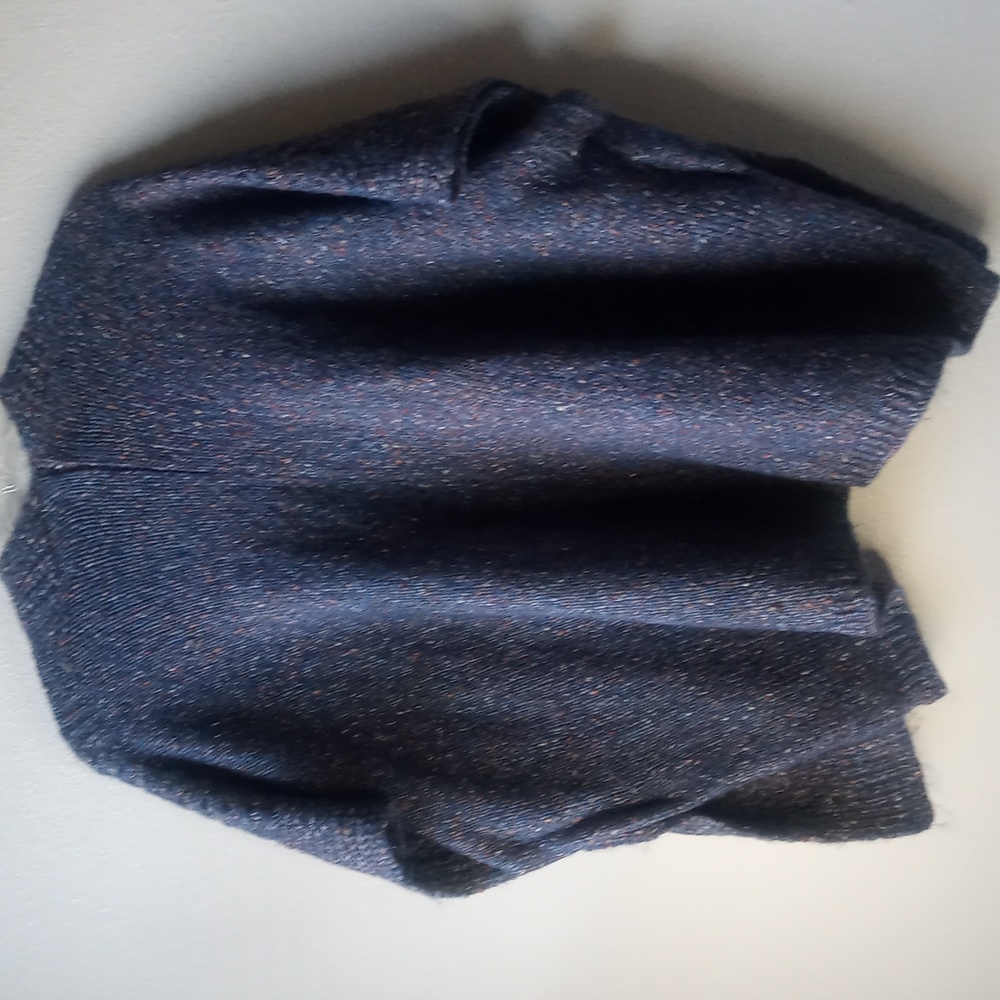 Universal Thread Shrug Sweater - Picture 6 of 11